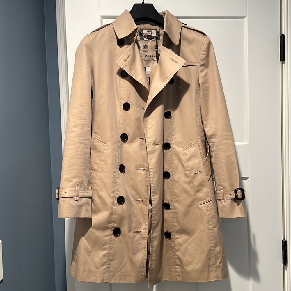 Burberry Sandringham Trench